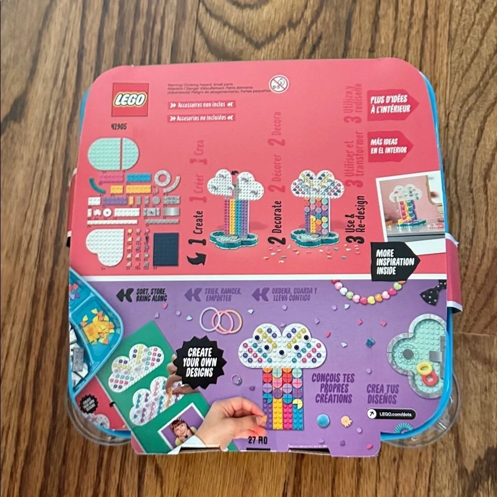 Lego dots jewelry stand set 41905 new and sealed box 213 pieces retired & rare